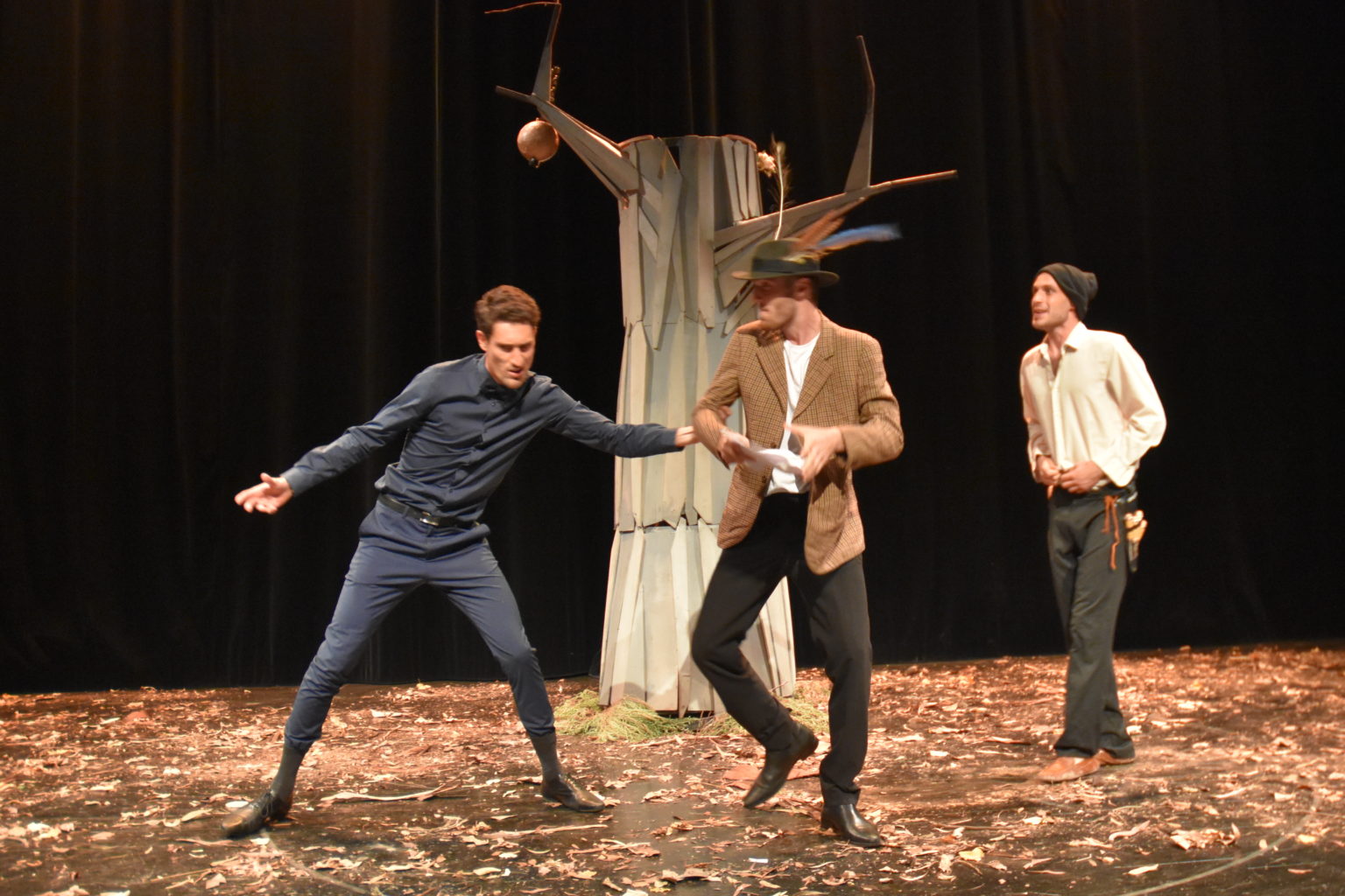 DSC_6993 Le Songe d'une nuit d'été Cie L'Émergence Espace Magnan 02.10.2021 Steeven Vigne Stev's Vig Mikael Cassoli Jean-Baptiste Giorni